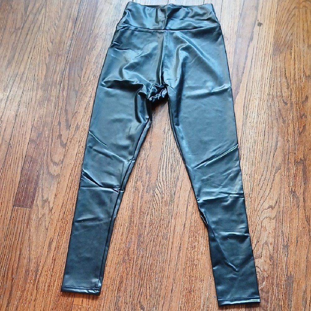 Leggings...women Black Faux Leather Leggings - Stretch High-Waist Leggings